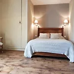 Chateau De Perpezat Panzió 3*
