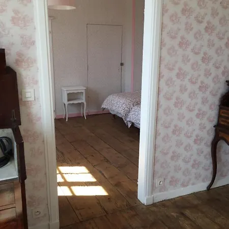 Nocleg ze śniadaniem Chateau De Perpezat 3*
