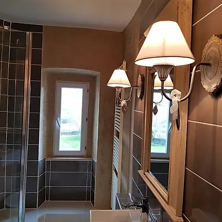 Couette-café Château De Perpezat 3*