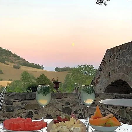 Chateau De Perpezat 3*