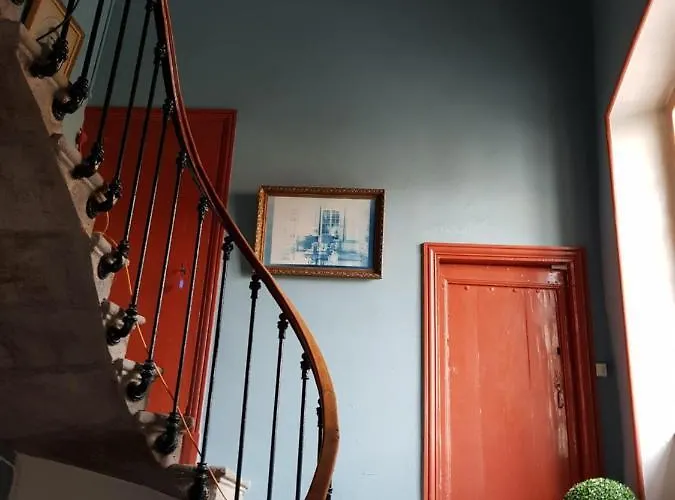 Chateau De Perpezat Bed & Breakfast