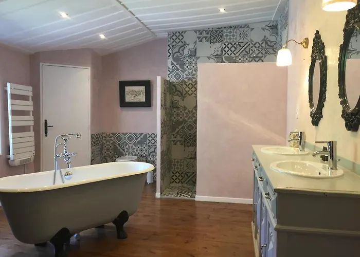 Chateau De Perpezat 3* Apchat